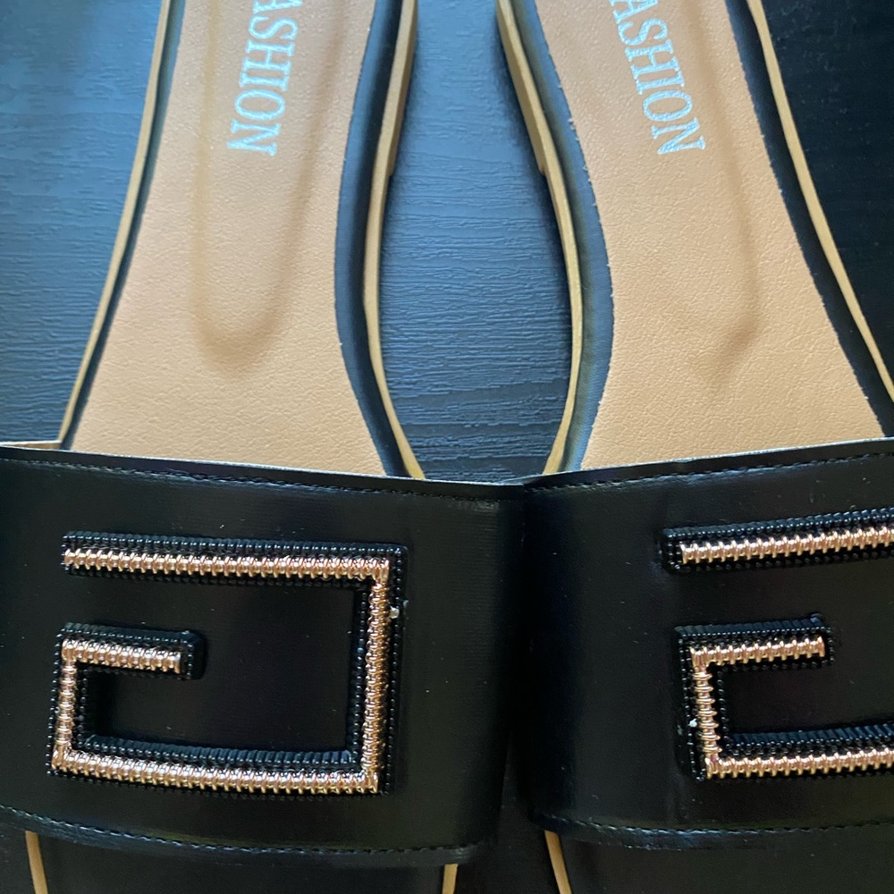 Fashion Brand Company Black Sandals with Gold Accents